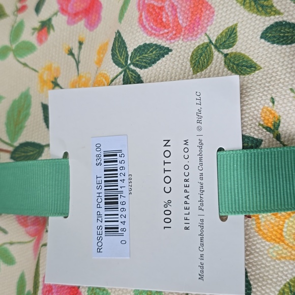 ❤️BUY 2 GET 1 FREE Rifle Paper Co. Zippered Pouch Set, Retail $38.00, Roses - Picture 6 of 10